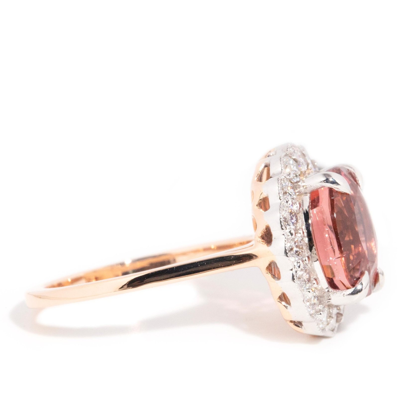 Peru_18ct_Gold_Pink_Tourmaline_Ring_IJ_0223_2250_LB3_master